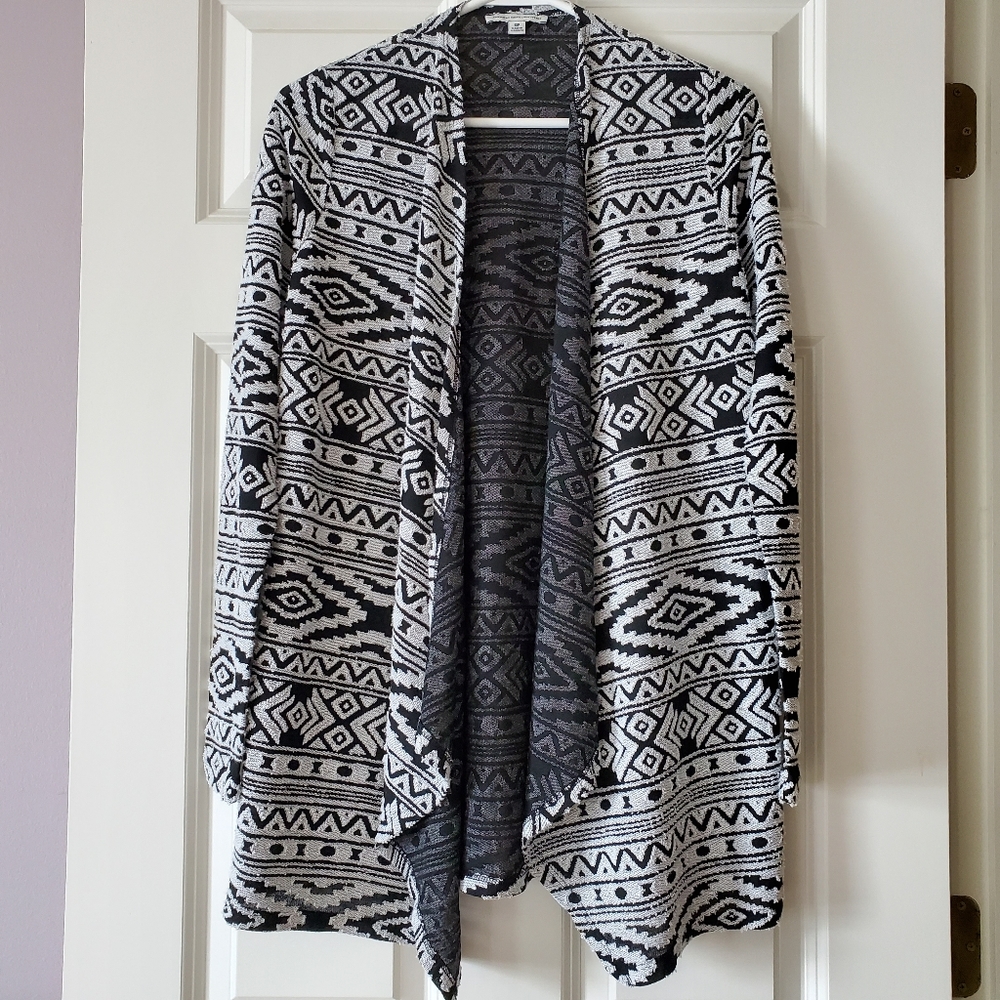 American Eagle Tribal Pattern Open Front Cardigan Size S